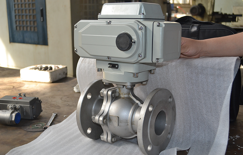 電動(dòng)法蘭球閥.jpg